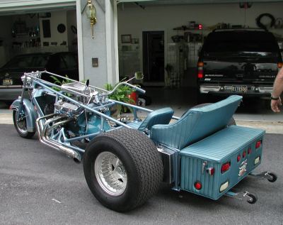 Doc's 400ci Chevy powered Trike.png